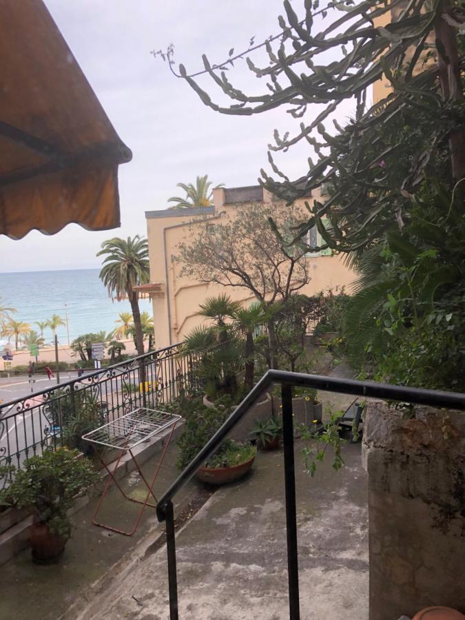 Daire Casa In Costa Azzurra *